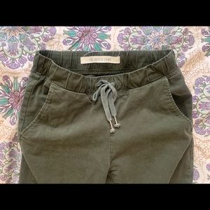 Cotton on “the cuffed chino” pant
